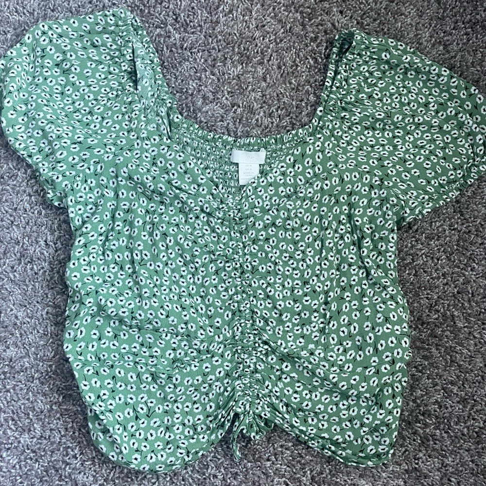H&M Cropped Shirt